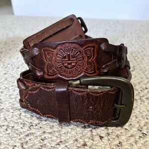 Belt- brown leather, Buckle